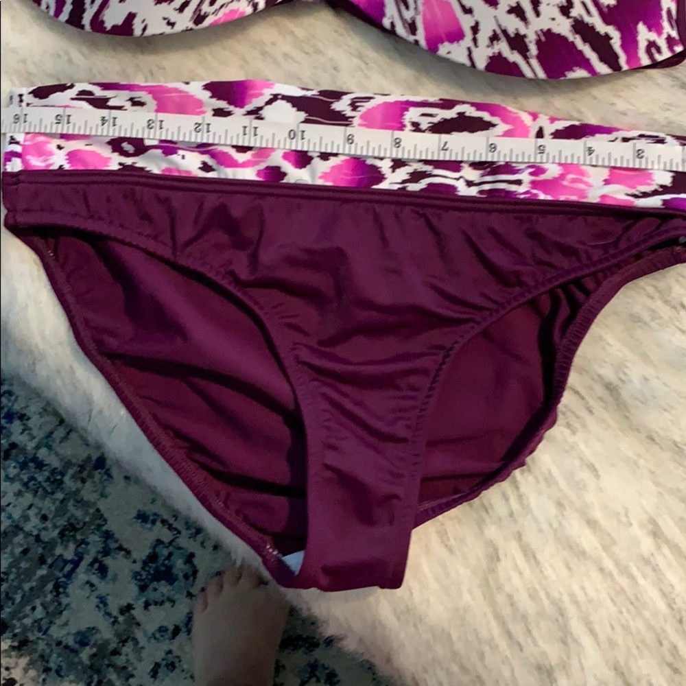 NWOT Bikini - Picture 2 of 3